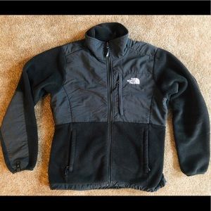 The North Face Jackets & Coats - north face denali women’s size medium The North Face Jackets & Coats - north face denali women’s size medium